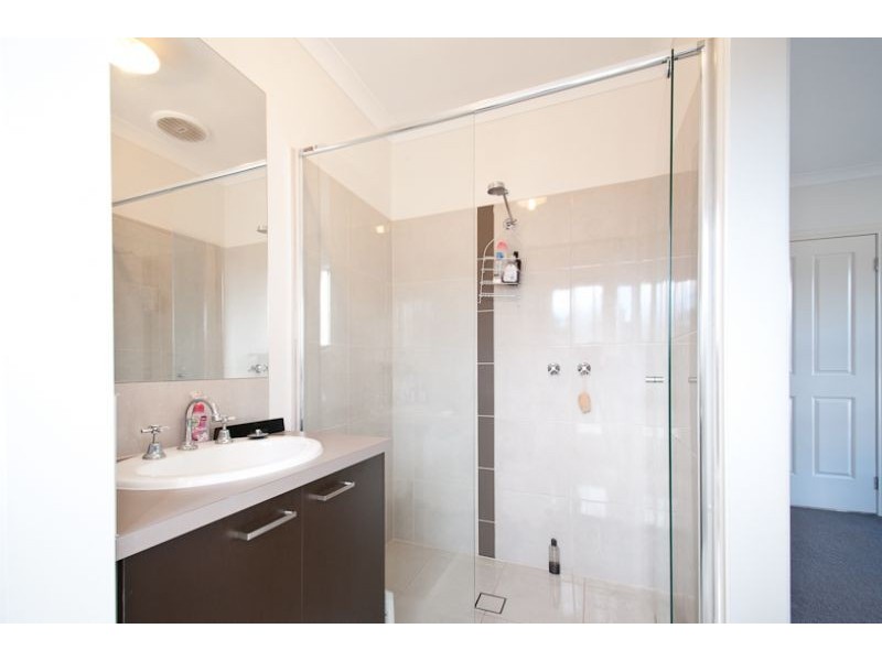 Drouin VIC 3818