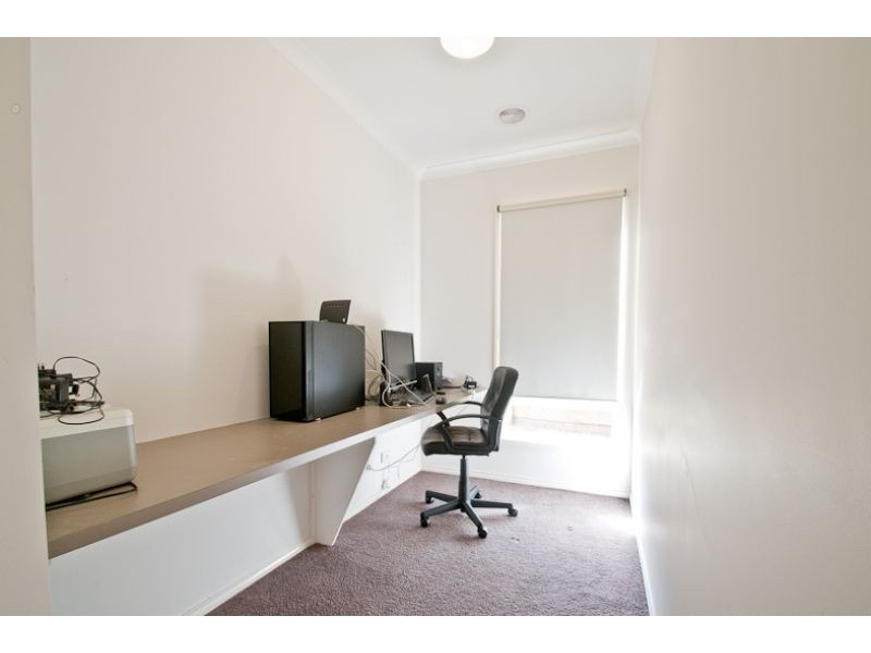 Drouin VIC 3818