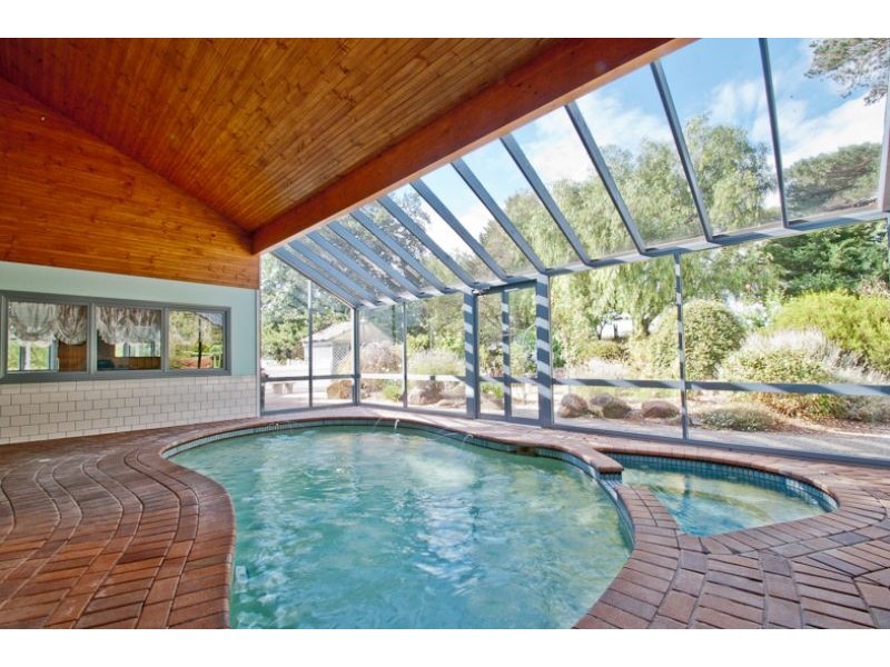 14 Waddell Road, Drouin VIC 3818