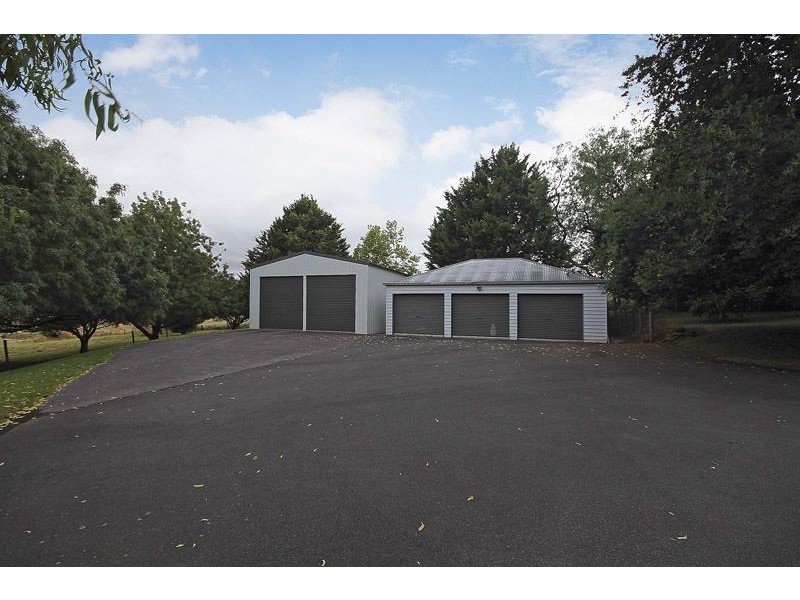 14 Waddell Road, Drouin VIC 3818