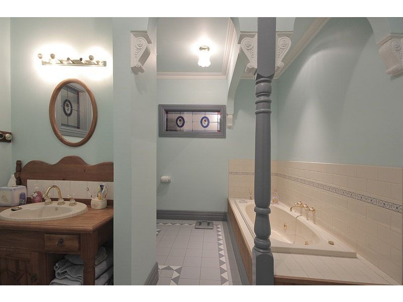 14 Waddell Road, Drouin VIC 3818