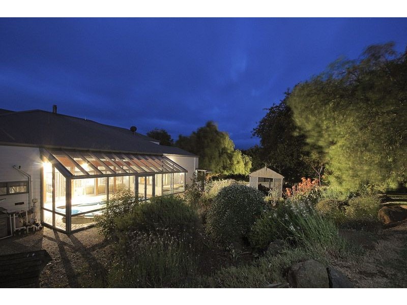 14 Waddell Road, Drouin VIC 3818