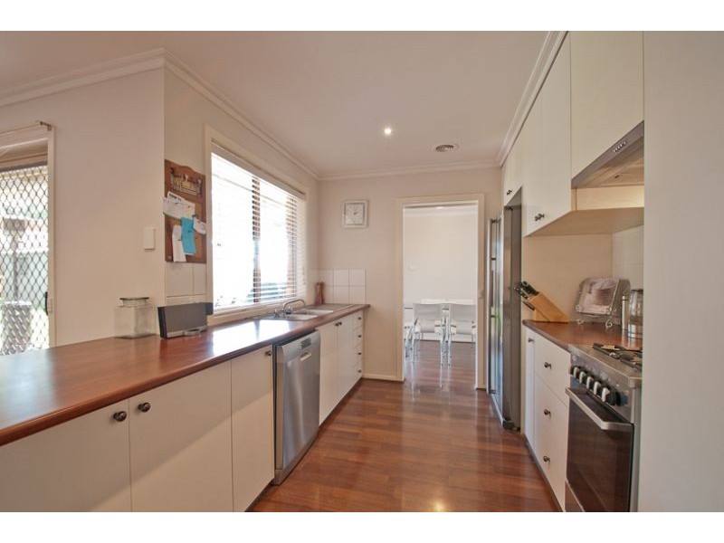 6 Hayes Drive, Warragul VIC 3820