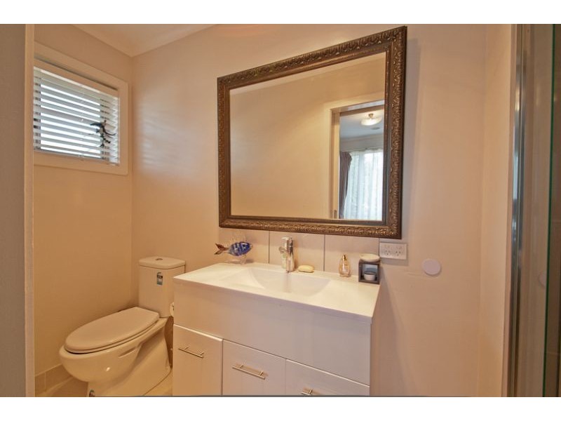 6 Hayes Drive, Warragul VIC 3820