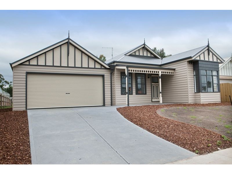 Lot 81 Cook Street, Drouin VIC 3818