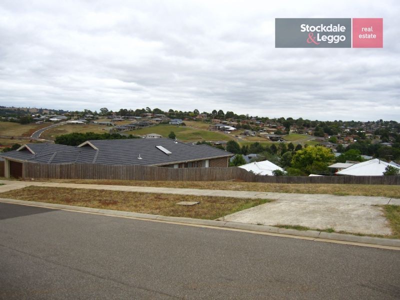 4 Bladen Street, Warragul VIC 3820