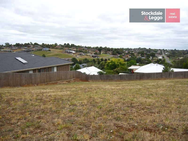 4 Bladen Street, Warragul VIC 3820