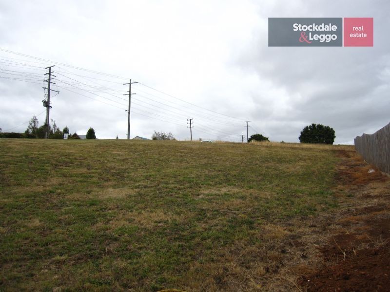 4 Bladen Street, Warragul VIC 3820