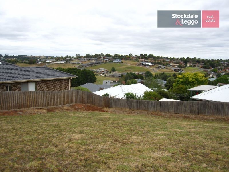 4 Bladen Street, Warragul VIC 3820