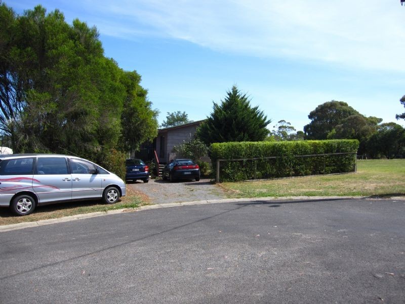 Willow Grove VIC 3825