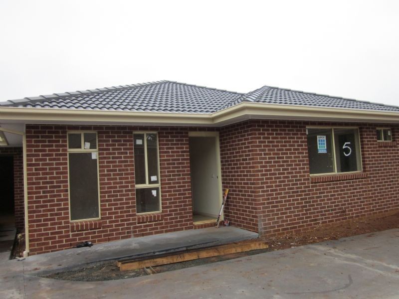 Drouin VIC 3818