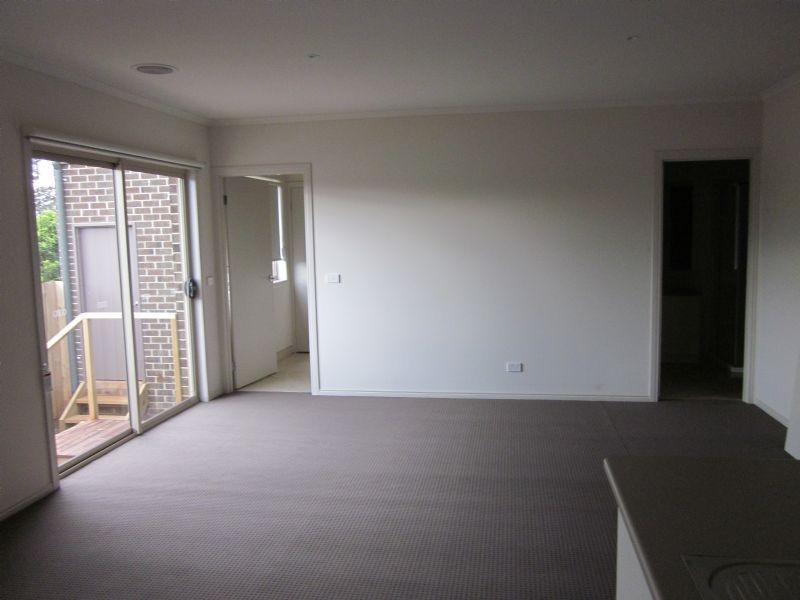 7/22 Main South Road, Drouin VIC 3818