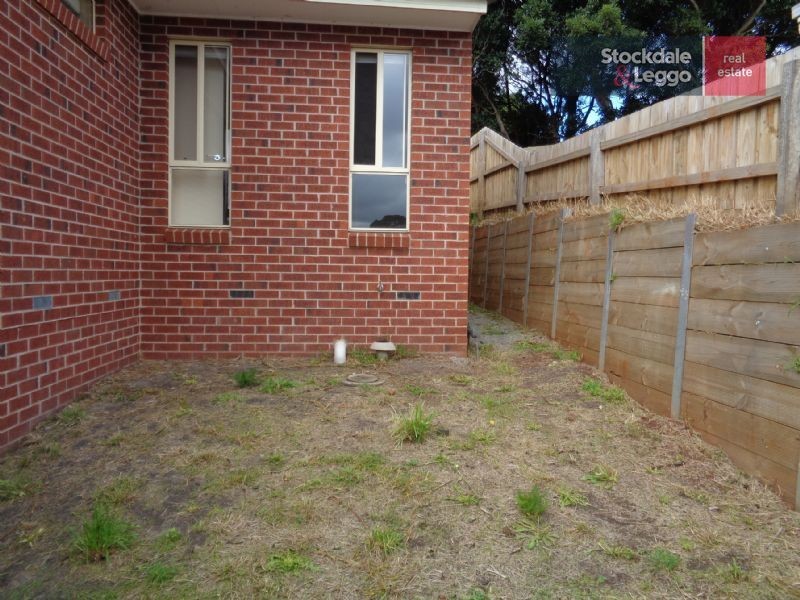 10/22 Main South Road, Drouin VIC 3818