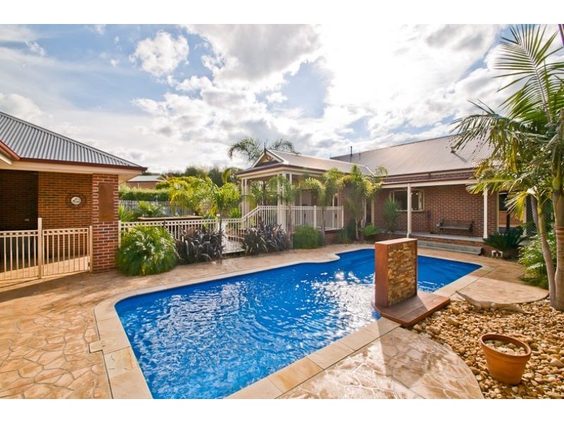 Drouin VIC 3818