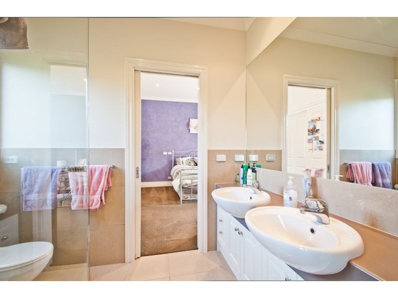Drouin VIC 3818