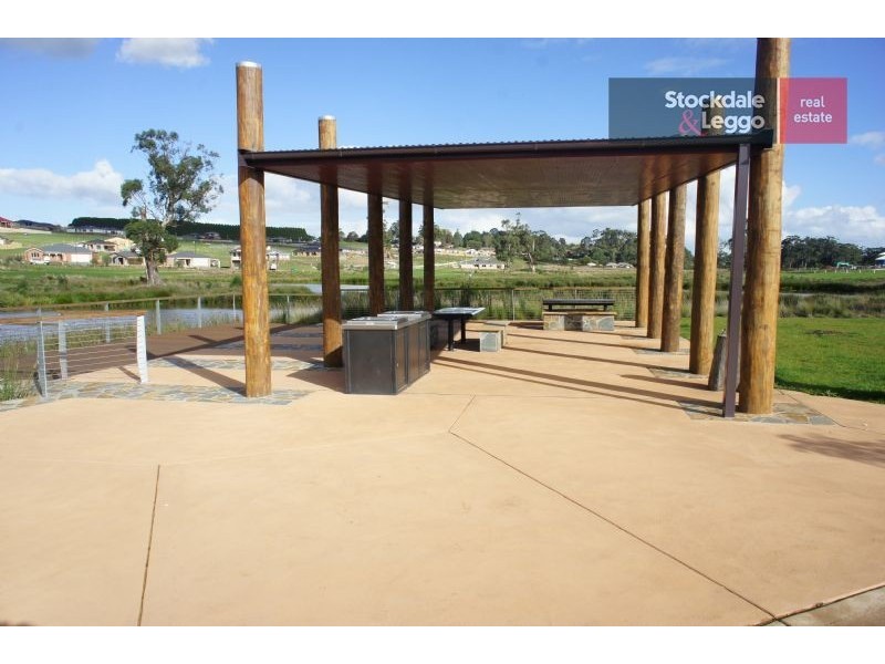 1816 Bexley Boulevard, Drouin VIC 3818