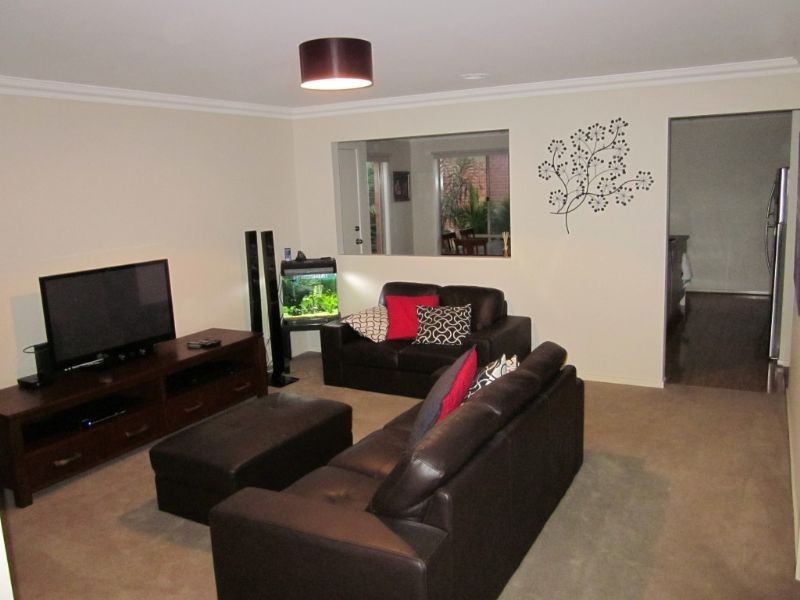1/23 Oak Avenue, Longwarry VIC 3816