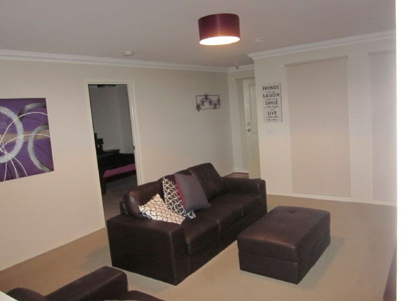 1/23 Oak Avenue, Longwarry VIC 3816