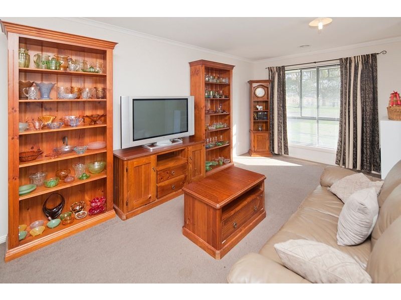 20 Clifford Drive, Drouin VIC 3818