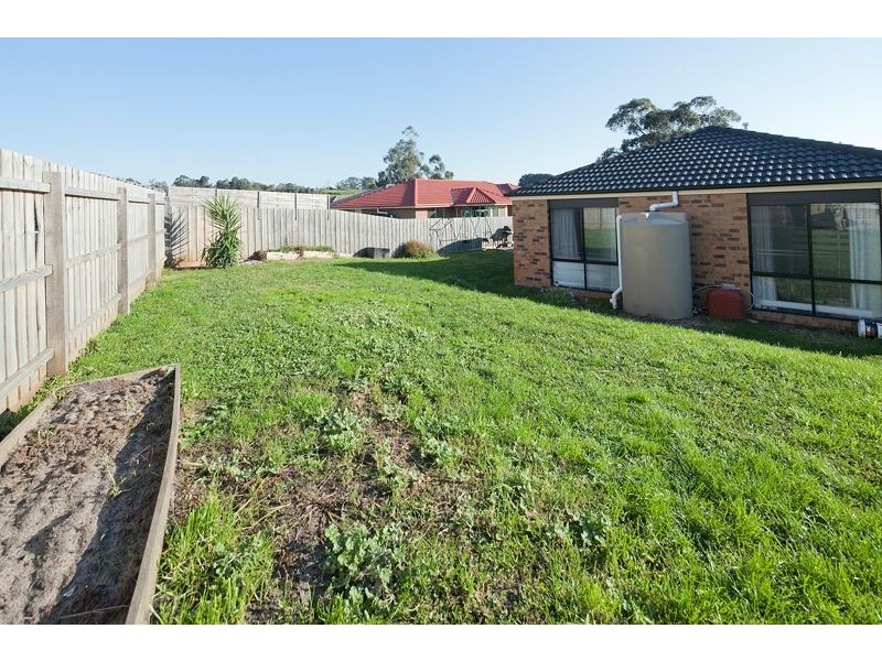 20 Clifford Drive, Drouin VIC 3818