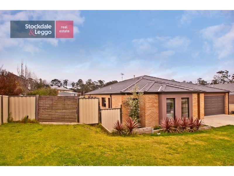 20 Mineral Court, Drouin VIC 3818