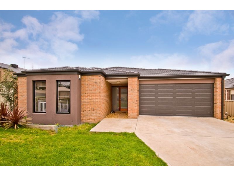20 Mineral Court, Drouin VIC 3818
