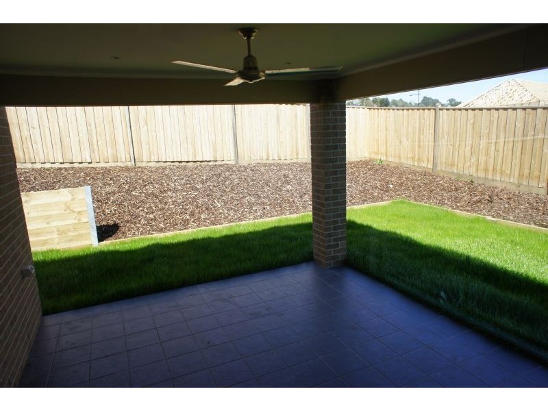 46 Empire Avenue, Drouin VIC 3818