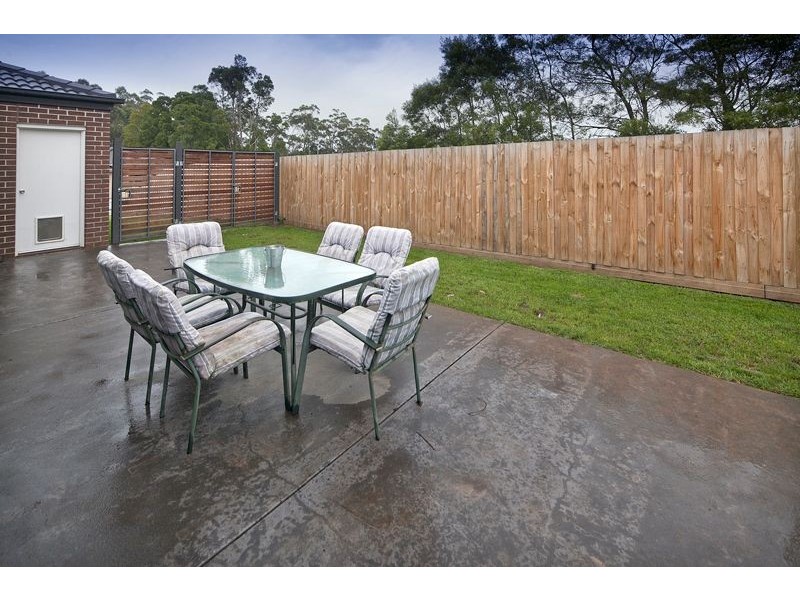 25 Holland Street, Drouin VIC 3818