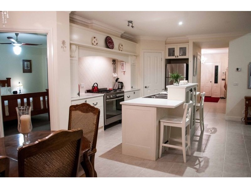 11 Wordsworth Court, Drouin VIC 3818