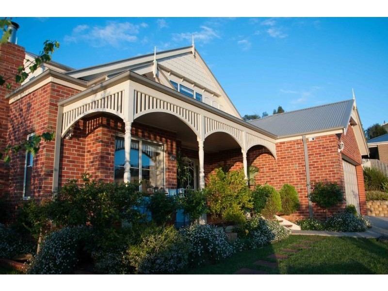 11 Wordsworth Court, Drouin VIC 3818