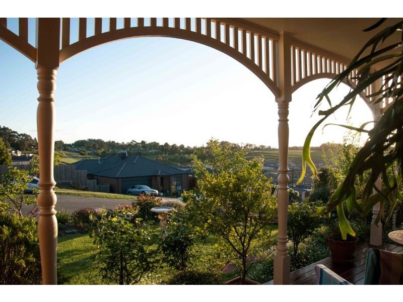 11 Wordsworth Court, Drouin VIC 3818