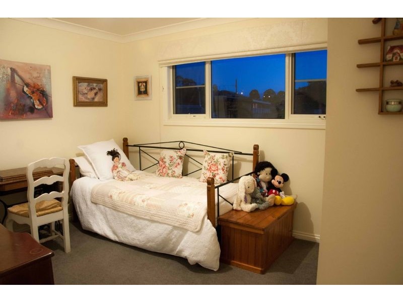 11 Wordsworth Court, Drouin VIC 3818