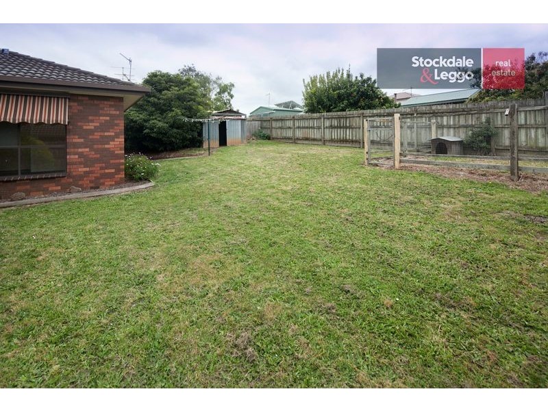 17 Monaghan Avenue, Drouin VIC 3818