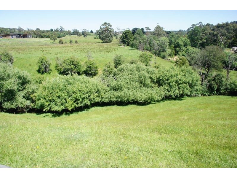 Lot 1/9 Ferriers, Loch VIC 3945