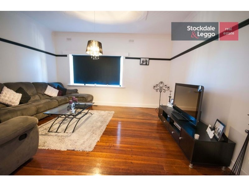 18 Bunjil Drive, Drouin VIC 3818