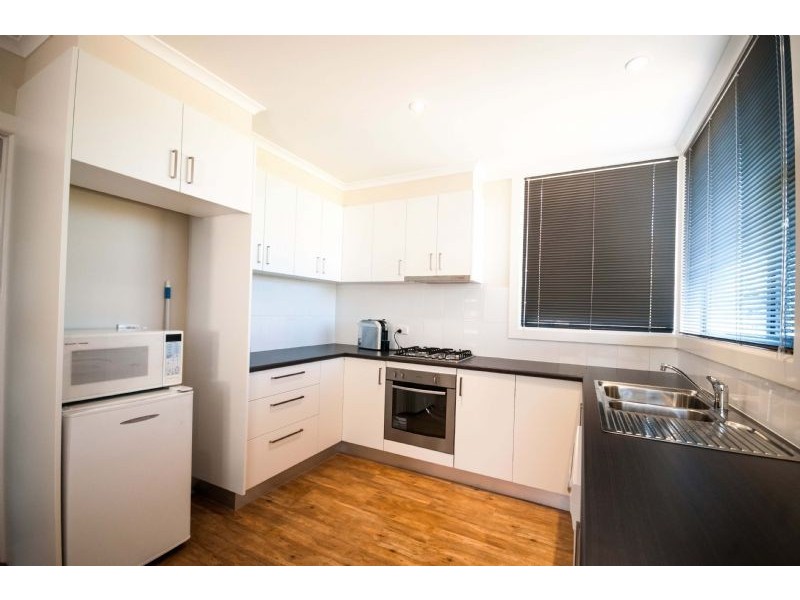 16 Sinclair Street, Drouin VIC 3818