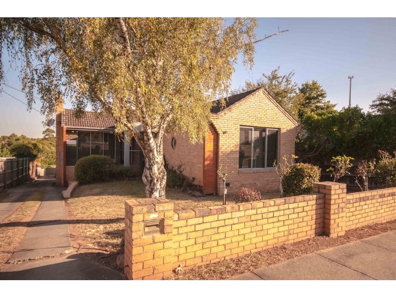 16 Sinclair Street, Drouin VIC 3818