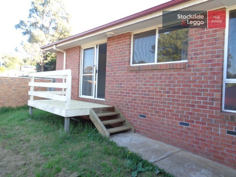 1a James Court, Drouin VIC 3818
