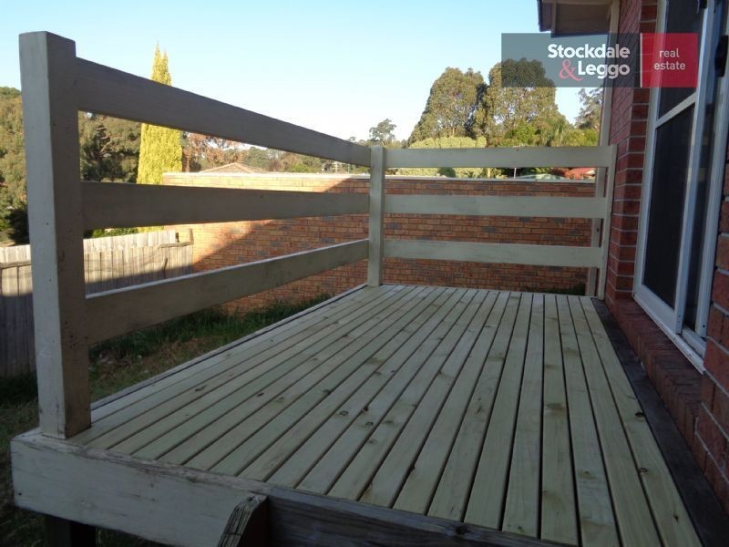1a James Court, Drouin VIC 3818