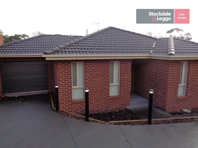 2/22 Main South Road, Drouin VIC 3818