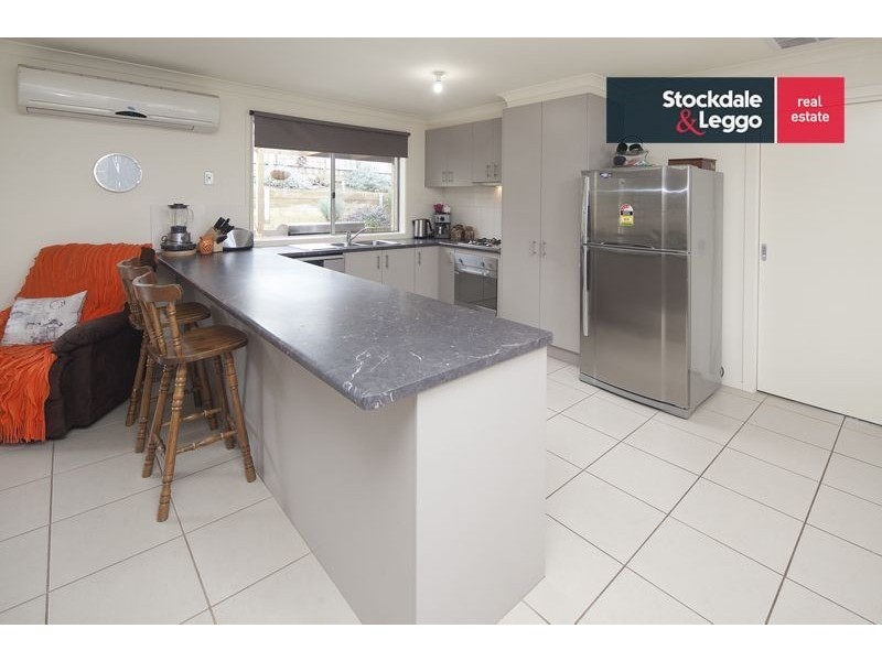 15 Skipton Street, Drouin VIC 3818