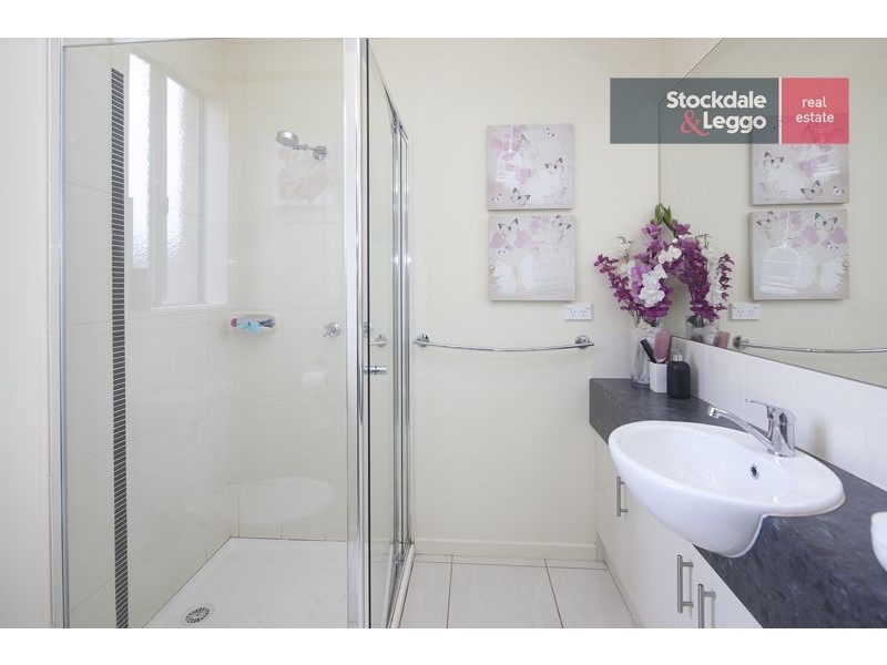 15 Skipton Street, Drouin VIC 3818