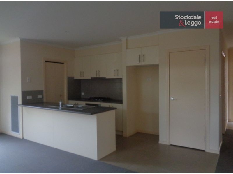 6/22 Main South Road, Drouin VIC 3818