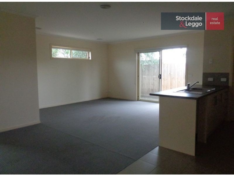 6/22 Main South Road, Drouin VIC 3818