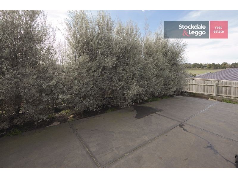 4 Rimfire Avenue, Drouin VIC 3818