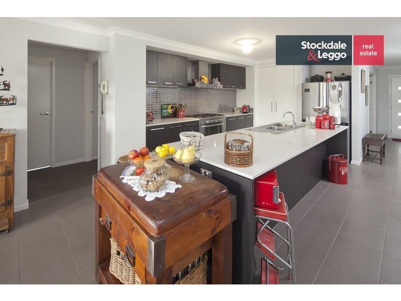 6 Rimfire Avenue, Drouin VIC 3818