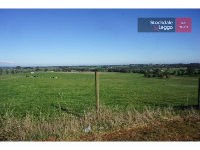 6 Heyington Place, Drouin VIC 3818