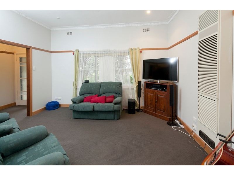 23 Albert Road, Drouin VIC 3818