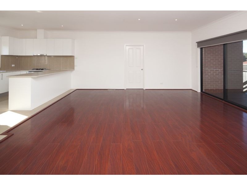 14 Vivian Court, Drouin VIC 3818