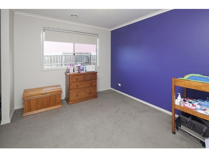 8 Palm Square, Drouin VIC 3818